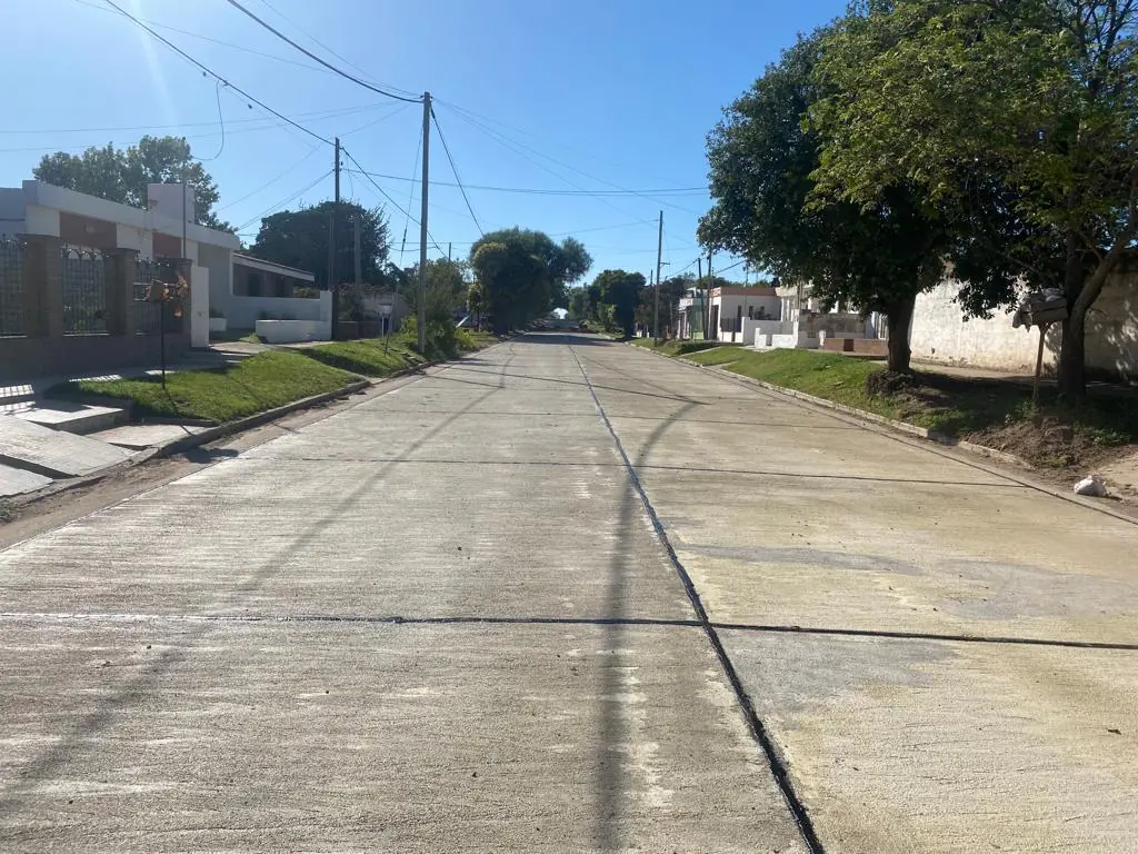 Pavimentación Calle Leopoldo Lugones y Río Limay