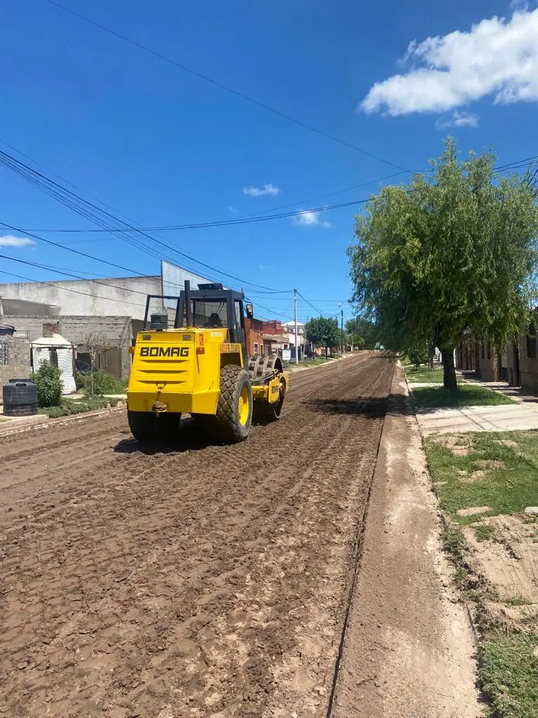 Pavimentación Calle Leopoldo Lugones y Río Limay - Thumbnail 2